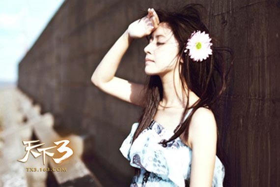 《天下3》美女玩家，竞相入驻特权新服“国色天香”