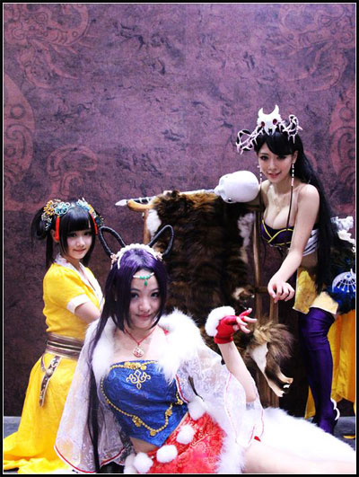 《大话西游2》网易CJ大话2展台神秘“虎皮椅”引猜测
