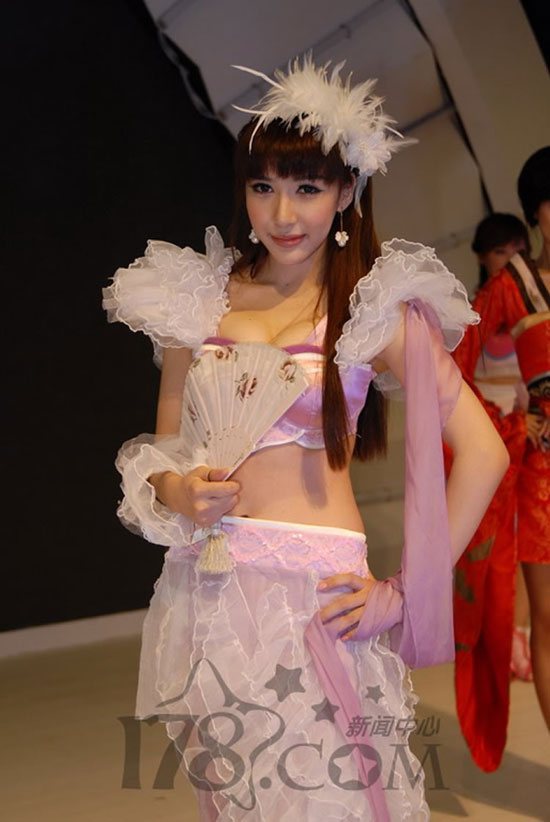 张婉悠