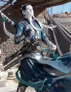 �������ɵĴ�ʦ�����뱧һ��ؼң�