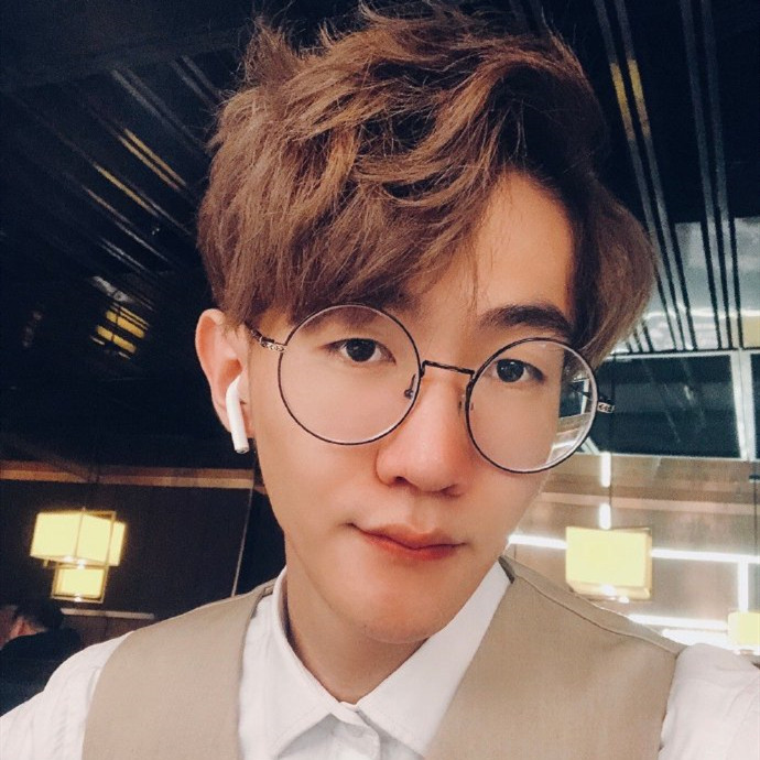 狼人杀官方x虎牙主播新星赛激情开赛 申屠现场秀抗推技巧