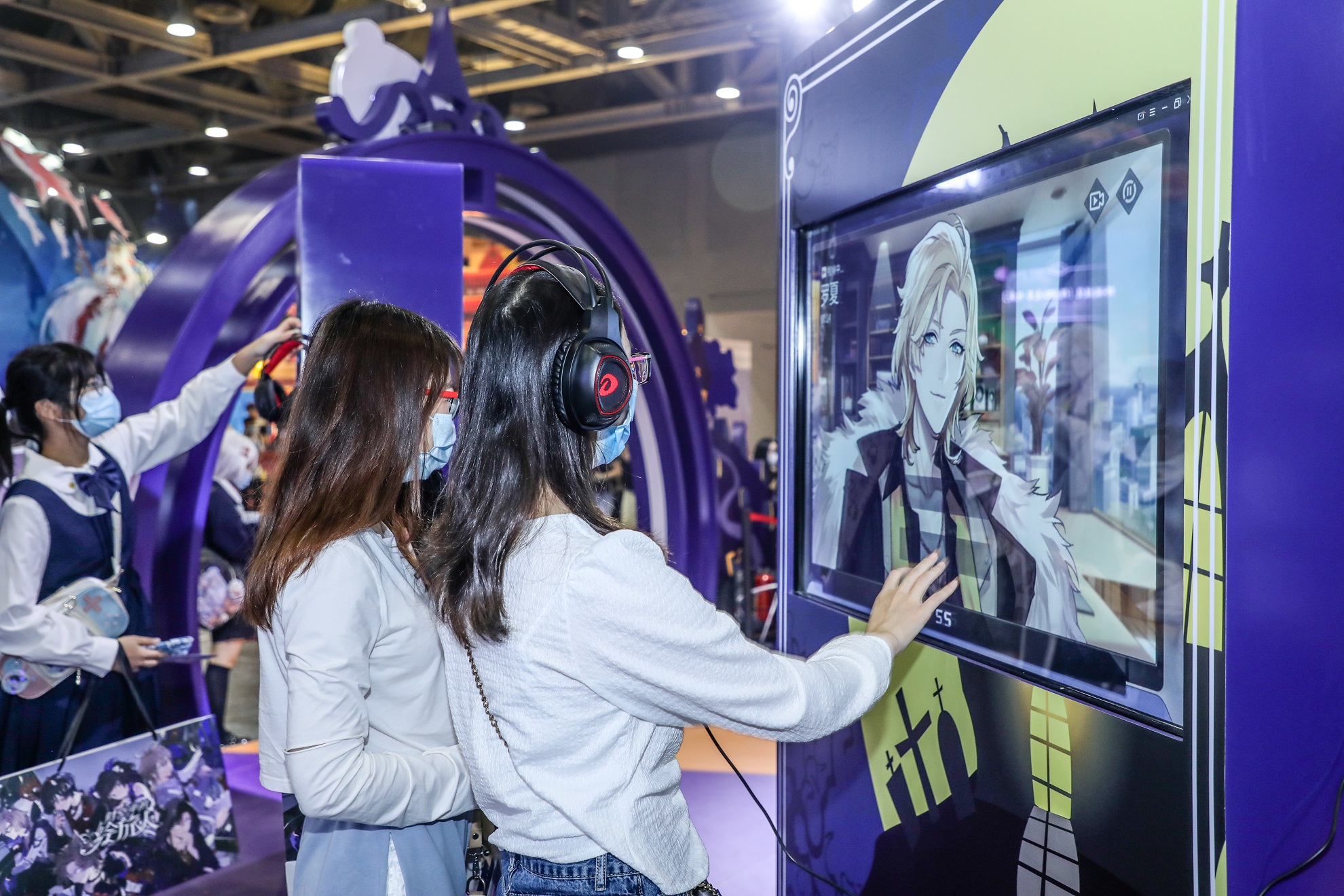 《时空中的绘旅人》麽多动漫嘉年华完美收官 万圣之旅感谢相遇